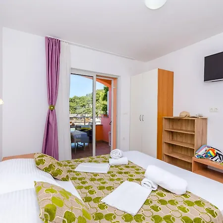 Apartamento Juka Milna (Hvar)