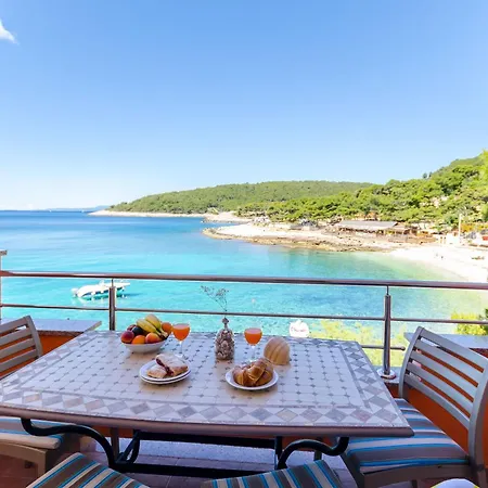 Juka Milna (Hvar)
